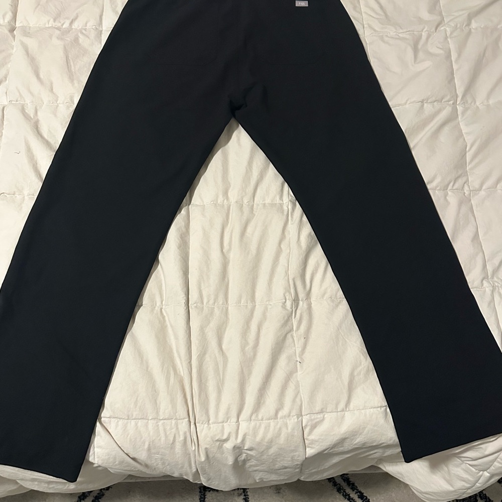 FIGS Black livingston Pants